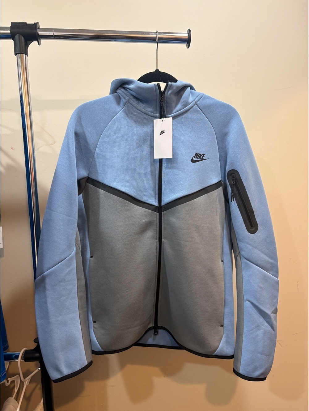 Nike Tech Men's Full-Zip Hoodie Jacket Size M Blue and Gray